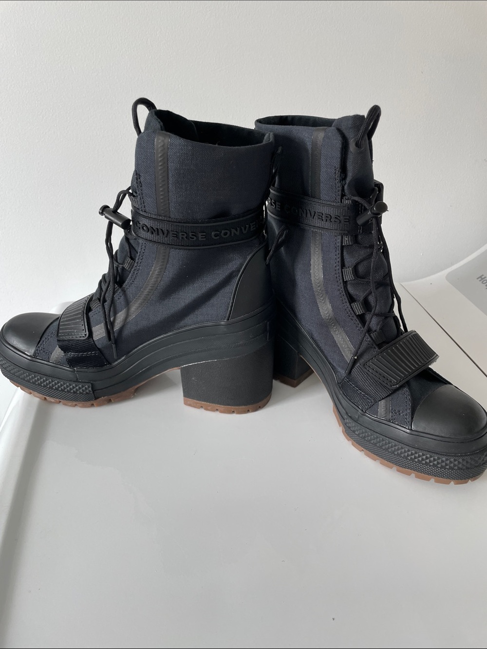 Converse Women's Black Chunky Platform Lace-Up Heeled Boots - Picture 5 of 6